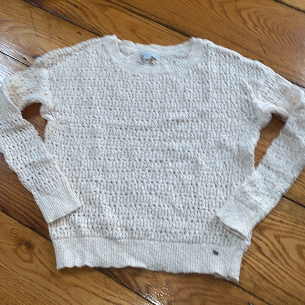 American eagle sz medium cream sweater